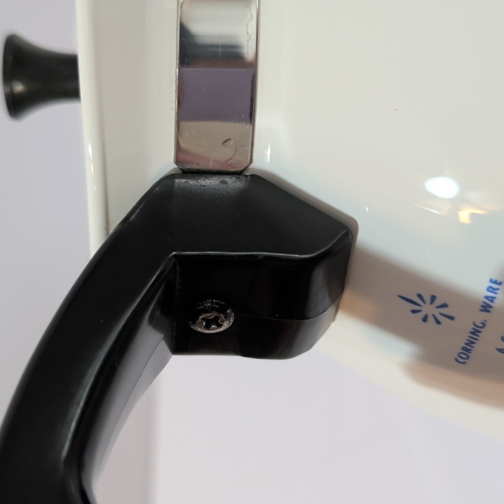 Vintage Corningware White Coffee Tea Pot with Blue Floral Design 6 Cup - Picture 7 of 12